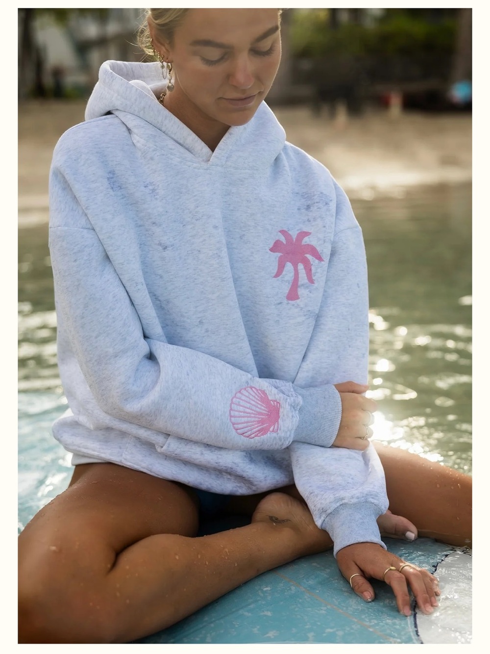 PINK PALM PUFF "Hawaii Hibiscus" Hoodie in Heather Cloud - Picture 3 of 10